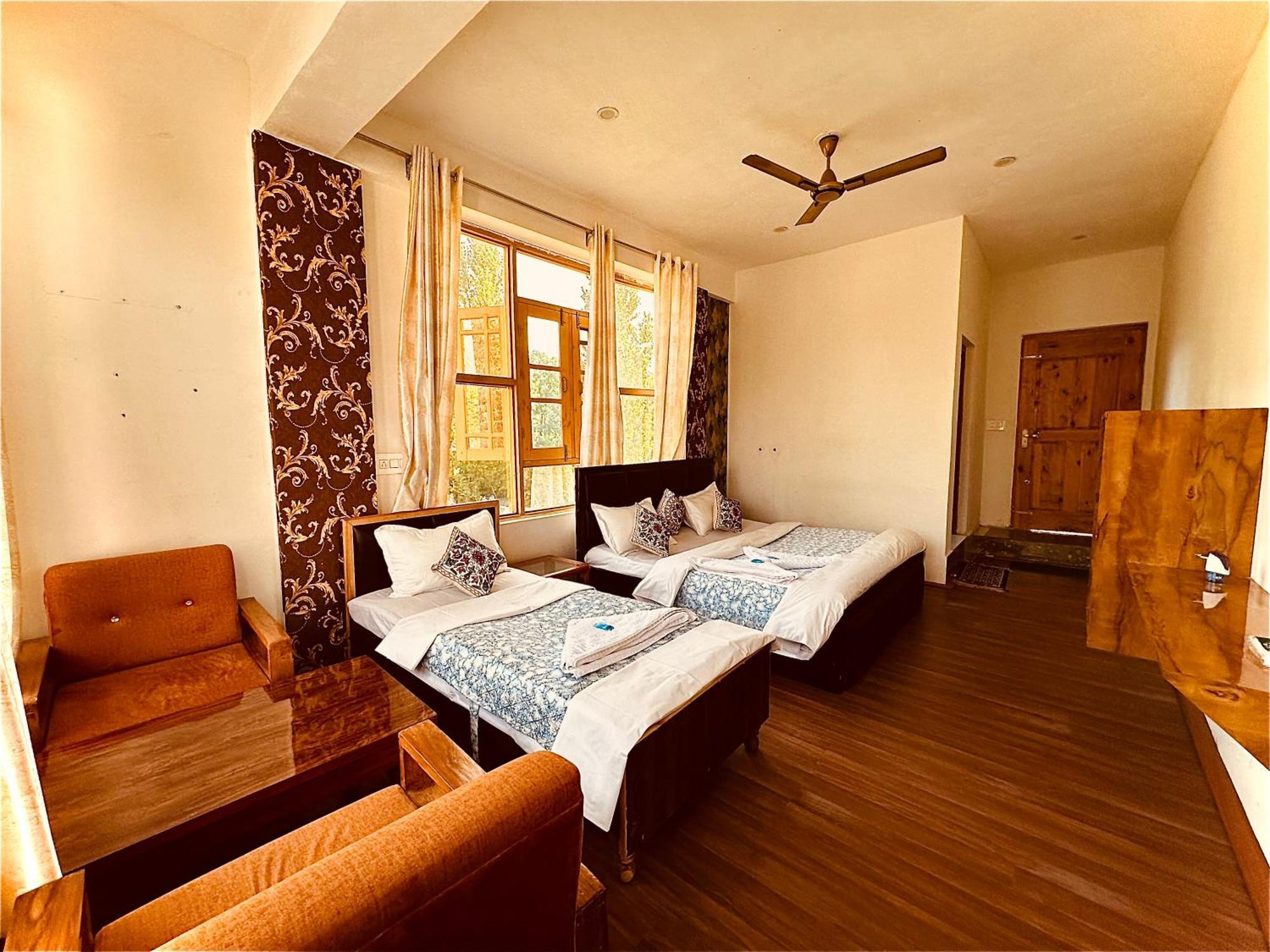 Hotel Gulmarg Residency, Kunzer Gulmarg Zewnętrze zdjęcie