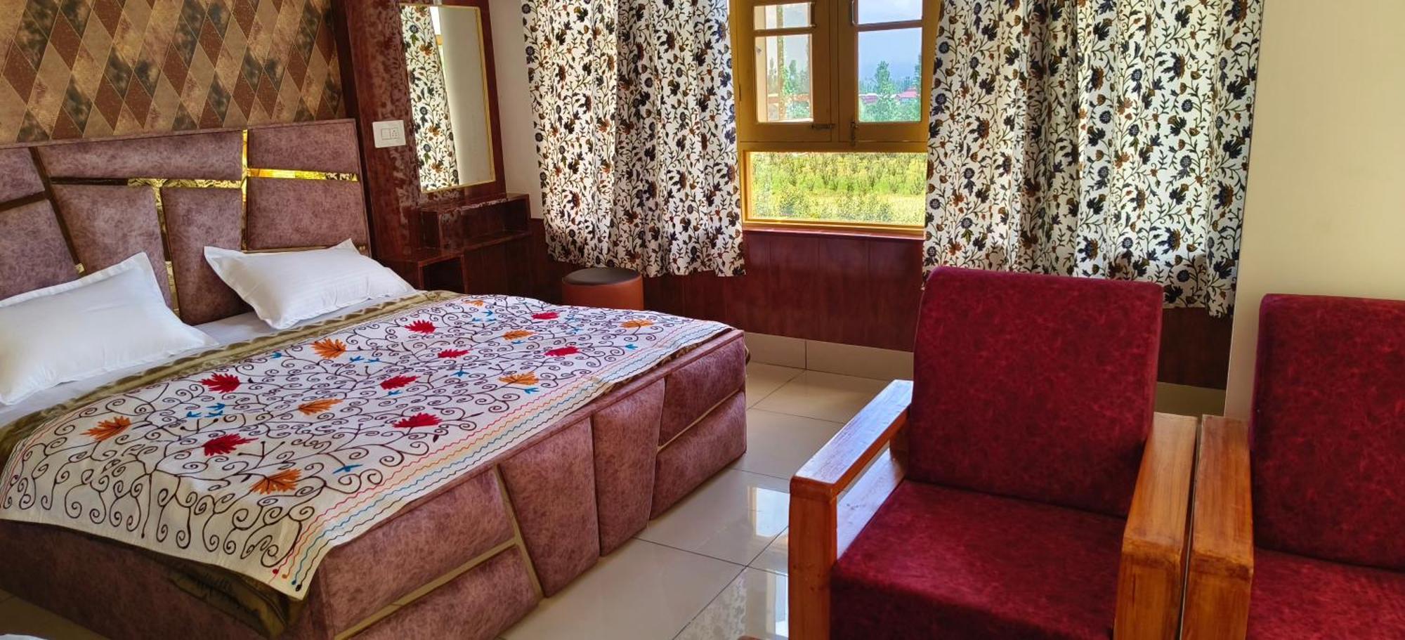Hotel Gulmarg Residency, Kunzer Gulmarg Pokój zdjęcie